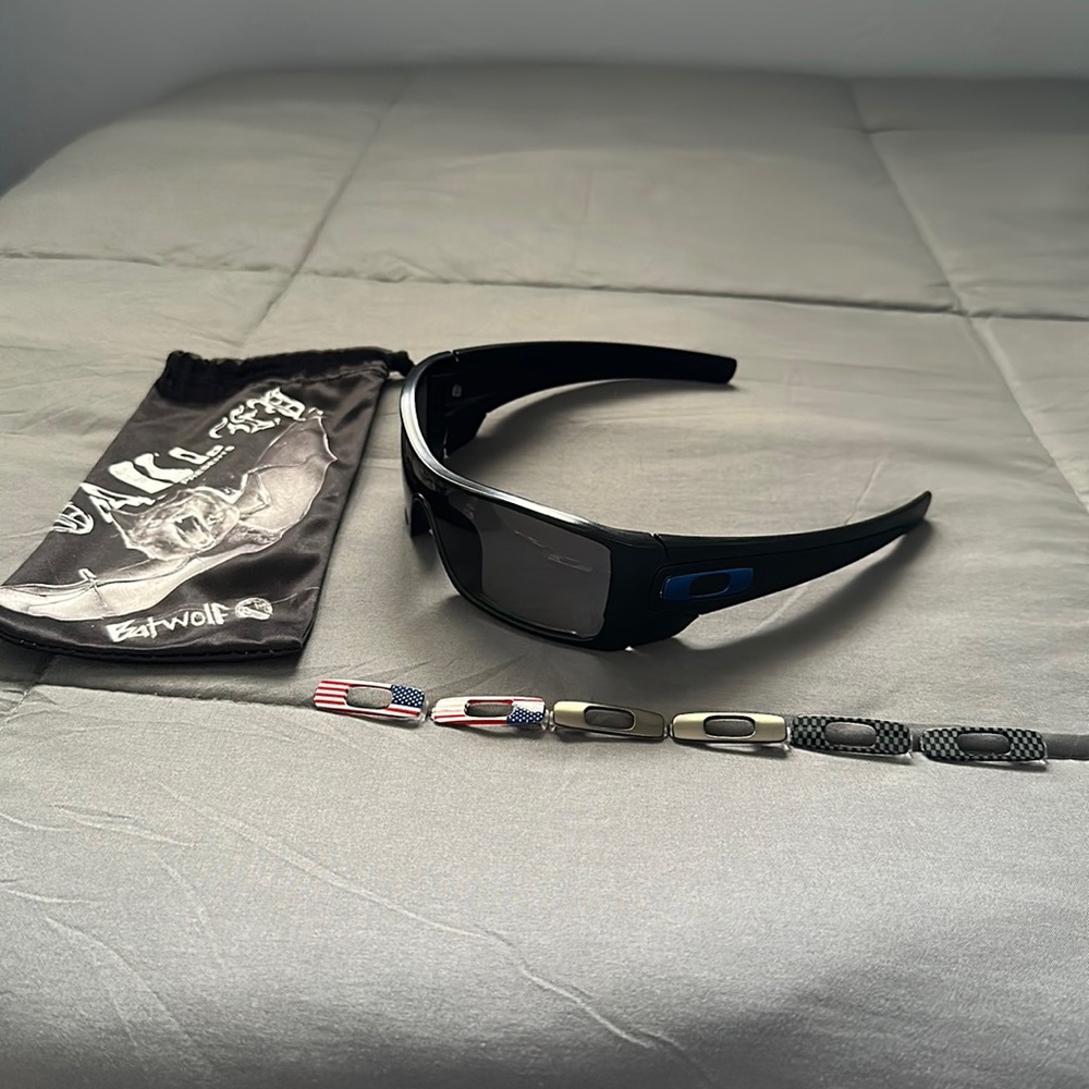 Oakley Batwolf